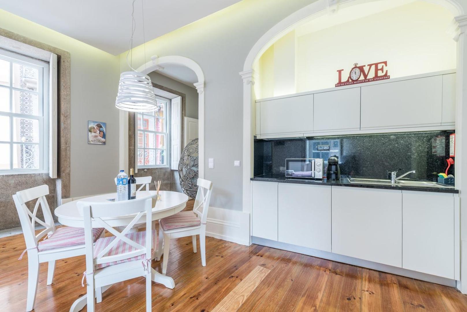 Guestready - Chic Retreat In The Heart Of Porto Apartamento Exterior foto