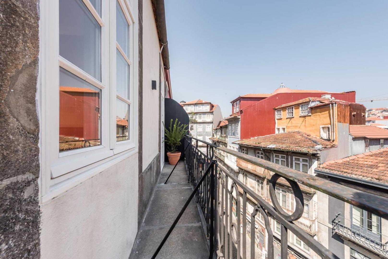 Guestready - Chic Retreat In The Heart Of Porto Apartamento Exterior foto